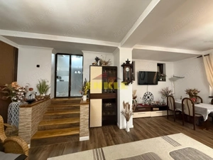 De vanzare apartament + teren generos în apropiere - imagine 3