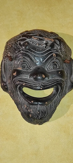 Masca japoneza GIGAKU copie din teracota  dimensiuni in poze - pret 250 ron 