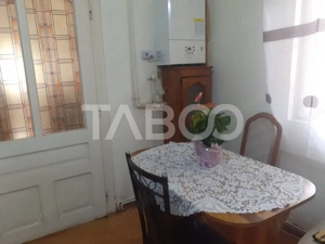 Casa 6 camere 2 bai curte si gradina 400 mp panouri fotovoltaice  - imagine 12