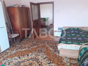 Casa 6 camere 2 bai curte si gradina 400 mp panouri fotovoltaice  - imagine 8