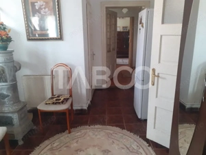 Casa 6 camere 2 bai curte si gradina 400 mp panouri fotovoltaice  - imagine 4