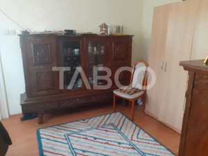 Casa 6 camere 2 bai curte si gradina 400 mp panouri fotovoltaice  - imagine 3