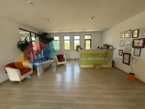 Complex industrial de vânzare – 2 hale producție + clădire birouri + parcare, ac