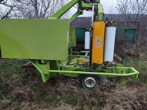 Infoliator siloz Uniwrap Claas