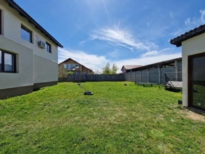 Casa individuala cu 5 camere in zona linistita - Mosnita Noua