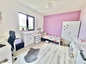 Casa individuala cu 5 camere - 123 mp utili - 605 mp de teren - Mosnita  - imagine 8