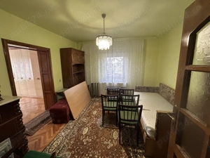 Vand casa mare caramida(2 corpuri cladire)renovat si ocupabil imediat,situat in Livada, st.850 mp - imagine 11