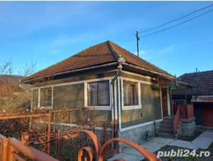 Casă de vânzare în CRIȘCIOR