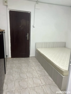Proprietar inchiriez garsoniera Ozana la 5 minute de metrou 1 Decembrie