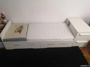 Vând pat de copii