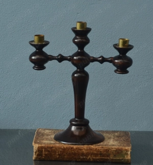 Sfeșnic din lemn strunjit pentru 3 lumanari 