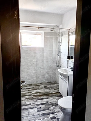 Apartament în Arad cu 2 camere, baie moderna, hol, bucatarie - imagine 2