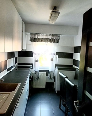 Apartament în Arad cu 2 camere, baie moderna, hol, bucatarie - imagine 4