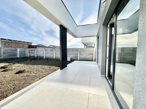 Duplex pe parter cu 3 camere - Mosnita Veche - imagine 10