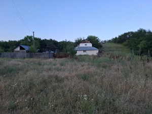 Casă bătrânească de vânzare  