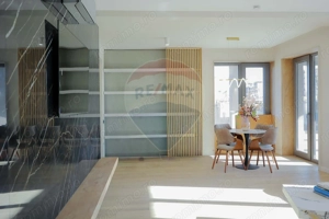 De vânzare Vilă cu 8 camere în Sânmartin, 290 mp util, teren 1100 mp - imagine 6