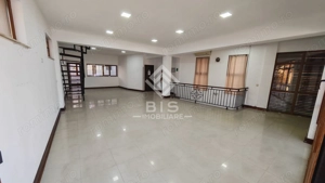 Spațiu Generos de Închiriat - 90 mp Utili - Zonă Ultra-Centrală. - imagine 7