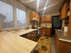 Apartament la casa cu 2 camere, curte proprie, Ghiroda - imagine 9