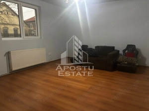 Apartament la casa cu 2 camere, curte proprie, Ghiroda - imagine 4
