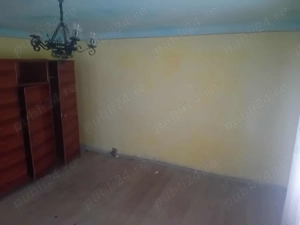 Casa Bodesti 50mp 2 camere bucataria anexe la sosea cu 1500mp teren lumina ,fintina cu apa  - imagine 10