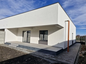 Duplex modern, design elegant, curte generoasă   zonă liniștită Becicherecu Mic - imagine 2