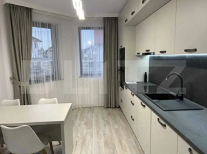 Casa Premium cu 6 camere, 238 mp utili, zona centrala, Radauti - imagine 5
