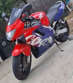 Honda Cbr F4 An2001