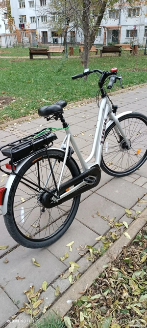 Bicicleta electrica trek cu incarcator si cheie la baterie - imagine 5