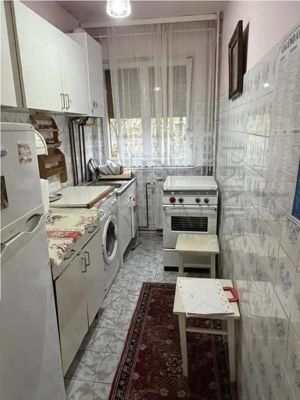 DACIA - ETAJ 2 - CENTRALA PRORPRIE - 3 CAMERE - BOXA - imagine 3