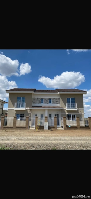 Proprietar(0 comision)vand casa m duplex,Mosnita Noua,cartier Europa,4 camere,95 mp utili,zona TOP