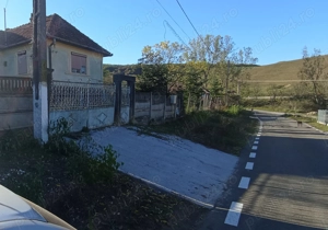 Casa veche de vanzare doua camere cu gradina