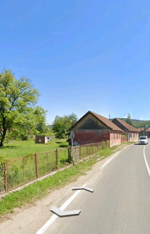 Vand casă si teren aferent 