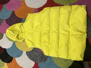 Vând vestă matlasată 