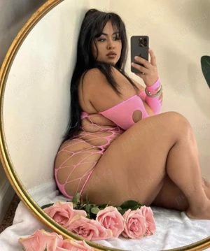 Show web, totul real si plin de fantezii