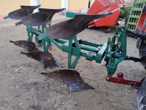 Vând Plug Gassner fără gram de uzura . Vopsea originala , pt cunoscători.