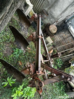  Vând Grapă și Plug 