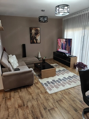 Vand casa individuala, parte dintr-un duplex - imagine 3