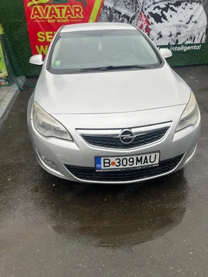 Opel Astra J 2012