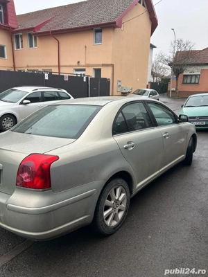 OFERTA Toyota   AVENSIS  an 2005 motor 1,6 benzina
