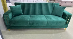 Canapea verde smarald 