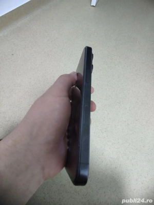 vind schimb iphone16 pro 128 gb 92 %