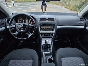 Skoda Octavia 2011 - imagine 3