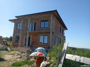 Casa cu etaj in construcție  - imagine 4