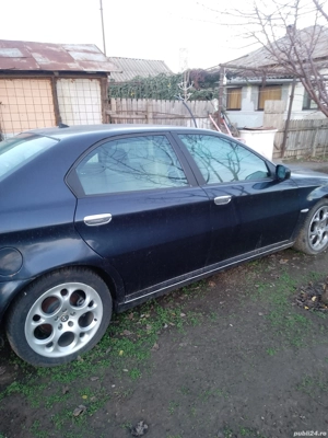 Dezmembrez Alfa Romeo 166 an2005 - imagine 3
