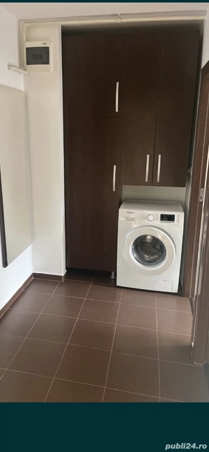 PROPRIETAR - Vand garsoniera  zona Mall Bacau - imagine 4