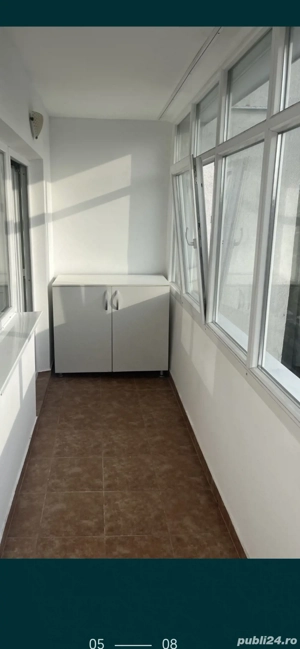 PROPRIETAR - Vand garsoniera  zona Mall Bacau - imagine 3