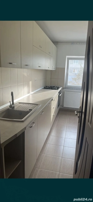 pers fizica vand ap cu o camera zona Mall Bacau