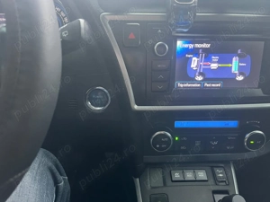 Vand Toyota Auris Hybrid - imagine 4