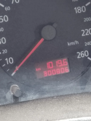 vand sau schimb audi a6 2.5