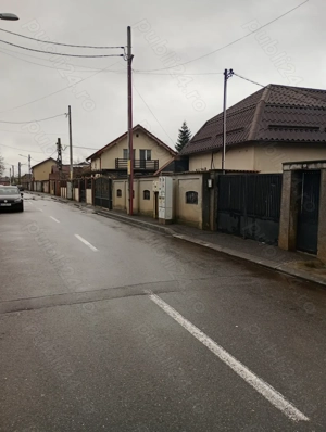 Vând ieftin Brestei,aproape de biserică ,casă bătrâneasca cu teren,toate utilitatile